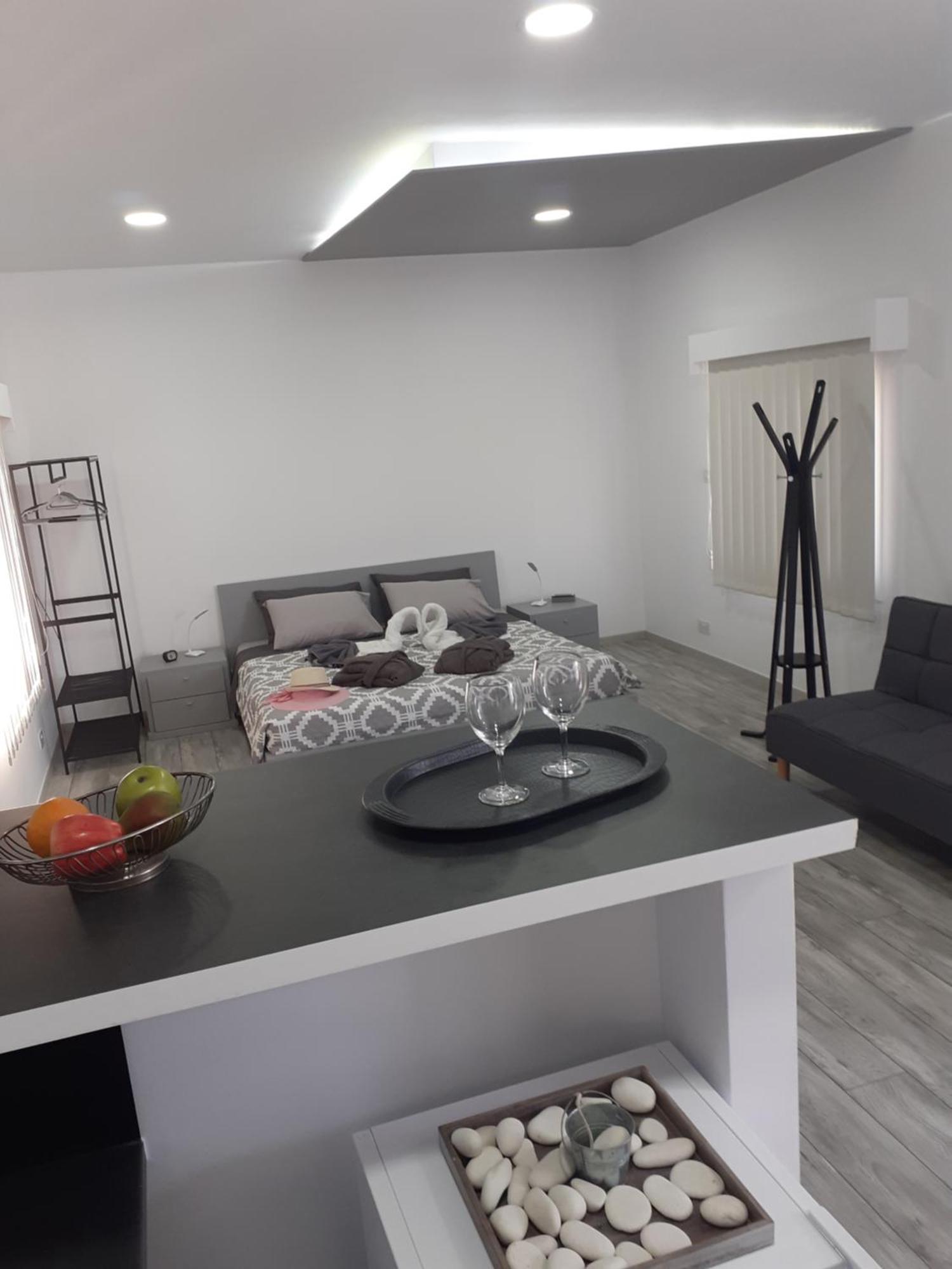 Deluxe Yiota'S Studio ! Klorakas Oda fotoğraf