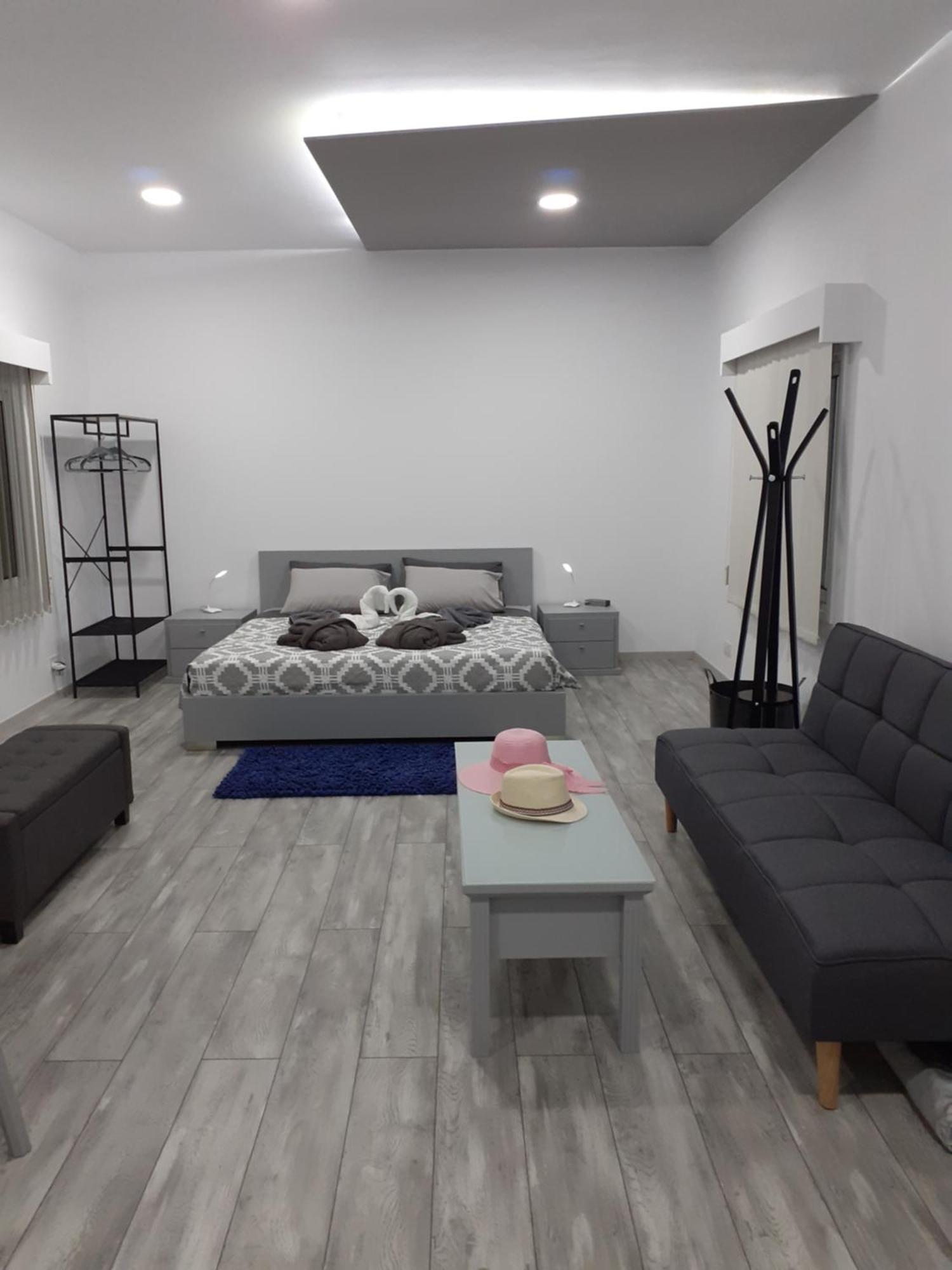 Deluxe Yiota'S Studio ! Klorakas Oda fotoğraf